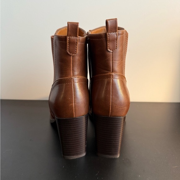🤎 Pierre Dumas Tan Ankle Booties 🤎 - Picture 3 of 5